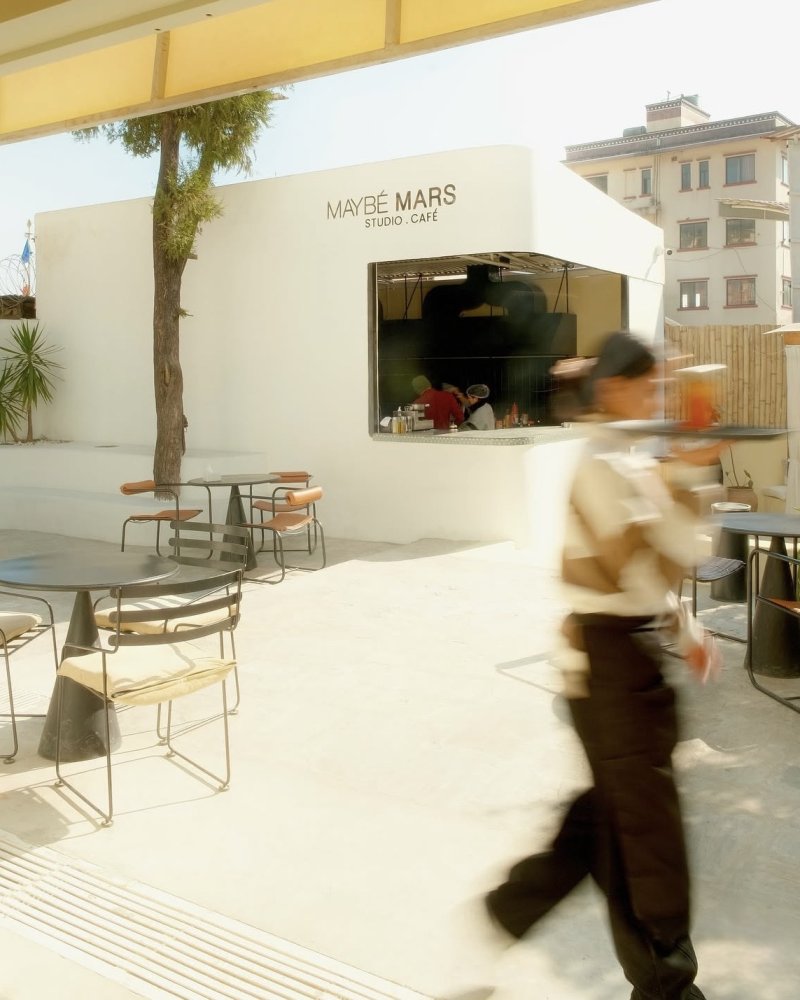 Maybe Mars in Swayambhu, Kathmandu - restaurant photo 1