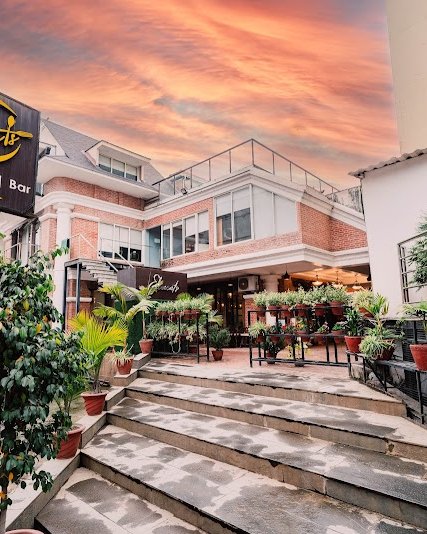 Elements Restaurant and Bar in Baluwatar, Katmandu - restaurant photo 1