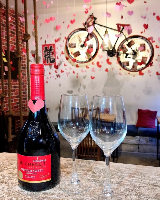 Plus 81 Cafe in Kalopul, Kathmandu - restaurant photo 2