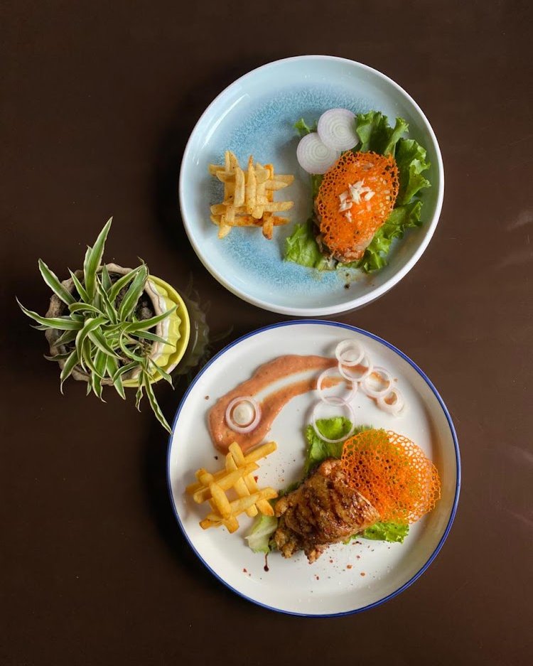 Aayu cafe and restaurant in Budhanilkantha, Kathamndu - restaurant photo 1