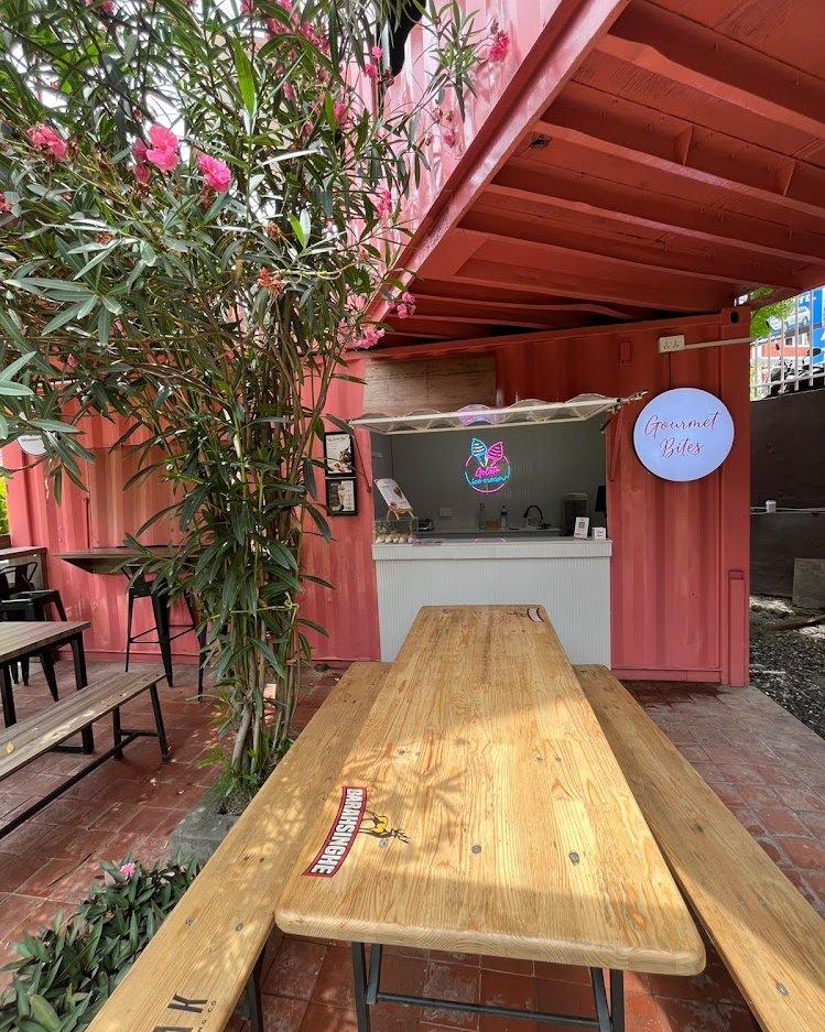 Gourmet Bites Courtside in near square hotel, Lalitpur - restaurant photo 1